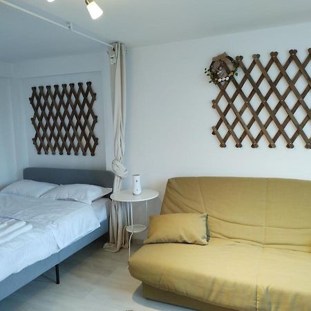 Comfy Condo Otopeni Dış mekan fotoğraf