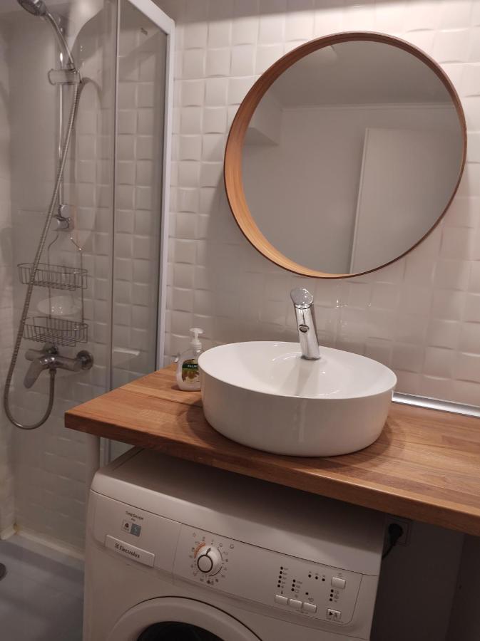 Comfy Condo Otopeni Dış mekan fotoğraf